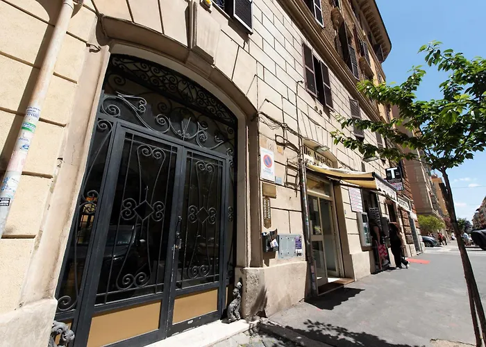 Vatican Scipioni Apartment